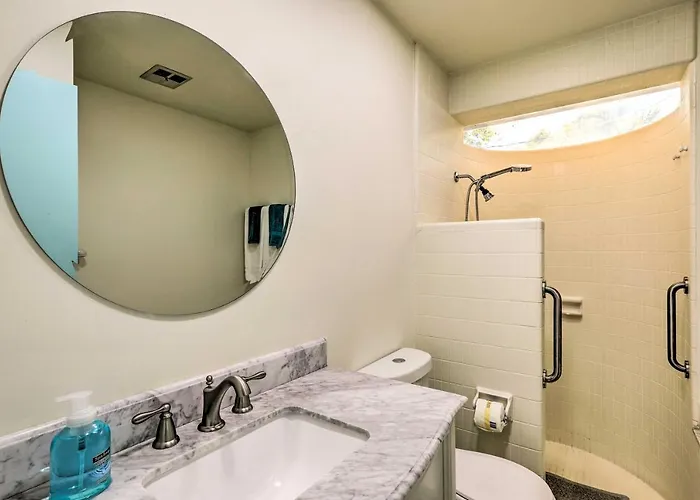 Tropical Waterfront Home: Location! Clearwater Beach
